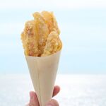 しまなみ漁師めし 潮蔵 - 鞆の鯛塩ちくわ天は食べ歩きにも大人気