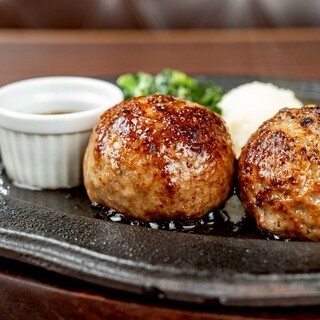 肉本来の魅力を体感◎和牛100％プレミアムハンバーグ