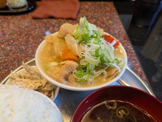 もつに 閉店】煮込みや 左斜め上24° - 藤が丘/牛料理 | 食べログ