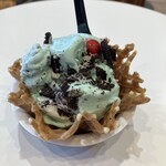 コールド・ストーン・クリーマリー ジャズドリーム長島店 - 