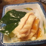 ラムハウス・ケケレ - お通し　鶏むね肉の冷製　とマカロニサラダ　【　２０１４年９月　】