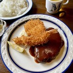 トルーヴィル - ミートセット A
ハンバーグステーキ デミグラスソースにスープ、サラダ、エビフライ、カニクリームコロッケ、ライス付き