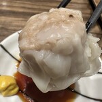 だるま焼売 - 黒豚使用の焼売