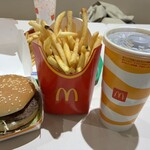 マクドナルド - 料理写真: