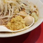 ラーメン二郎 - ショウガ半分