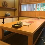 美景鮨 - お座敷も掘り炬燵でゆっくりくつろげるようになりました。