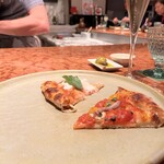 ザ ピッツァバー ON 38TH - 