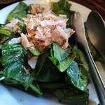 囲坊主 - ホウレンソウサラダ