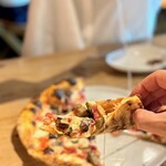 アグロピッツェリア ダ パンダ - ロースト茄子とベーコンのピッツァ　1990円
