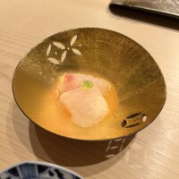 鮨 由う - 