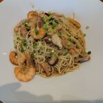 ボーノ - 芝海老とエリンギのペペロンチーノ　1300円