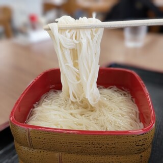 土庄港観光センター_0