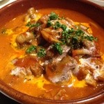 クワトロチンクエ - 鶏肉と色々キノコのカチャトーラ