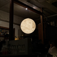 ワインとくつろぐ ツキアカリ - 