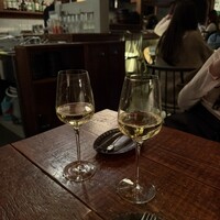 ワインとくつろぐ ツキアカリ - 