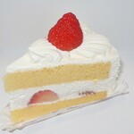 シャトレーゼ - 料理写真:・「スペシャル苺ショート(¥356)」