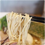 Mari iida - パツっとした麺