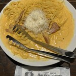 ベビーフェイスプラネッツ - イタリア産熟成チーズのカルボナーラ☺️