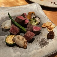 料理とワイン 音音 - イチボ　炭火焼き