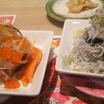 力丸 - サーモンとイクラのてんこ盛り、釜揚げしらすてんこ盛り250円