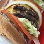 IN-N-OUT BURGER - 