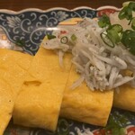 どまんなか 秋葉原別邸 - だし巻き卵釜揚げしらすおろし