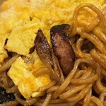 焼きそば居酒屋どーも - 長ねぎ、ベーコン