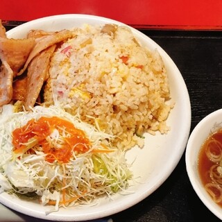 手打ラーメン 珍来_1