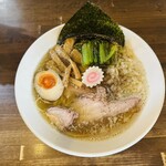 自家製麺こうじ - スープに玉ねぎが入ってる所も好き