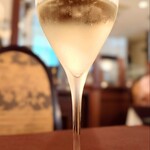 東洋軒 - ペアリングの スパークリングワイン