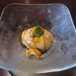 塩キャラメルアイス。しょっぱくて濃厚な味。