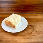 NECCO - ・ランチコースのパン／焼きたてフォカッチャ