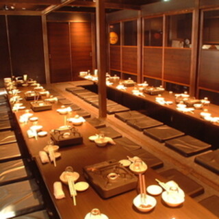 【掘りごたつ個室：54名様×1部屋】大人数での宴会に最適な掘りごたつ個室
