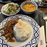 メナムのほとり - 