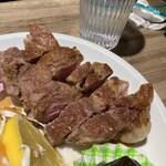 おおぐま食堂 - 豚なのでトンテキ、牛のはビフテキ