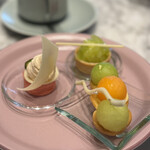 グリロジー バー＆グリル - 