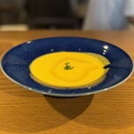 ピッツェリア トラットリア ダ オカピート - 人参の冷製ポタージュ