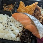 うさぎや - 料理写真:しゃけ弁当
