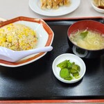 東栄楼 - チャーハン550円