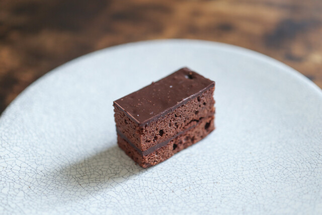 France Kashiya Emily photo 2