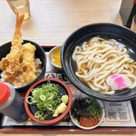資さんうどん 足立鹿浜店 - 