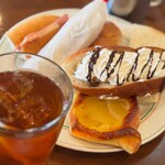 シャンテーコジマ - モーニングのパン