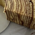 樫の木 - 不揃いの層が手造り感あって良き