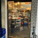 パスタバル MiKiYA's - 2階のお店の入口