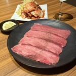 中目黒焼肉 登牛門 - 