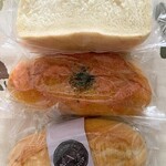 ボヤージュ サイド - クリーミー食パン、明太子フランス、チョコフランス