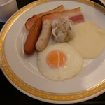 ホテルニューオータニ - 料理写真:ウインナー美味しい