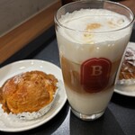 B-COFFEE Roastery 六甲アイパーク店 - 