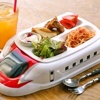 お子様プレート＜平日：700円／休日：850円＞