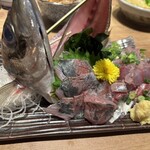 おでんと炉端 たけし - 「今日のお刺身」は、かなりデカい鯵！姿造りで700円台は、リーズナブル！